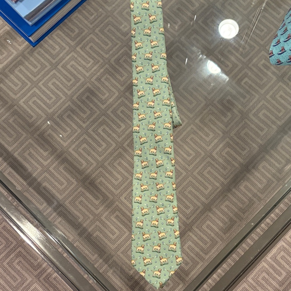Vineyard Vines Light Green Tie with Labrador Retriever and Snowballs Tie